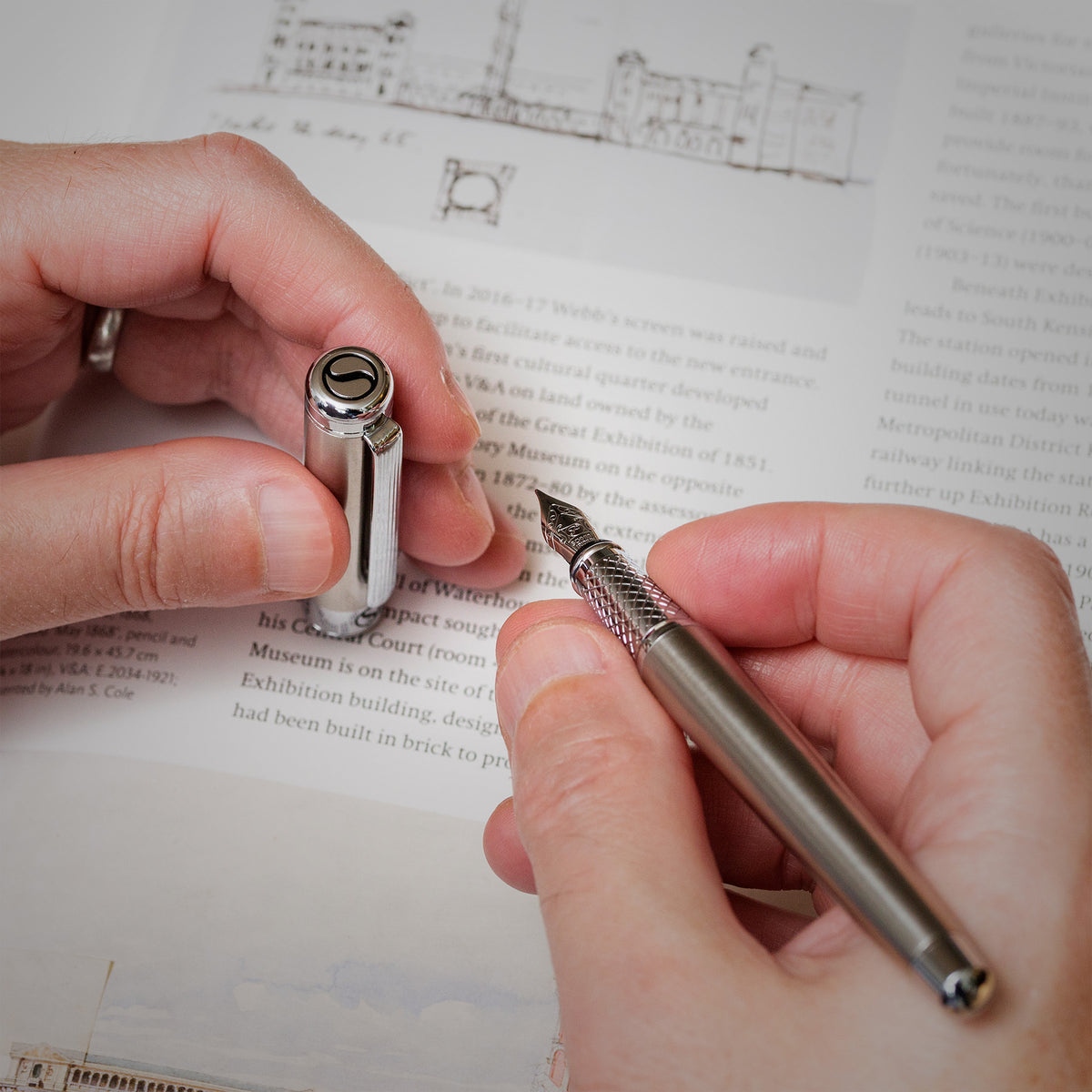 Scriveiner Classic Stainless Steel Fountain Pen - Fine Nib